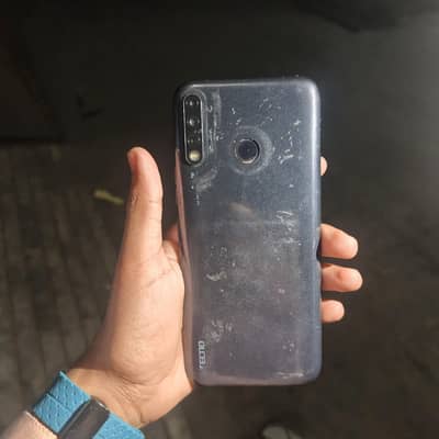 infinix hot 8 conditions 10/8  Ram 2gb Rom 32gb all okay f