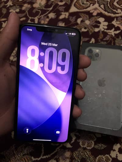 iPhone 11 pro max 256GB offeial PTA approved contact 03025872079