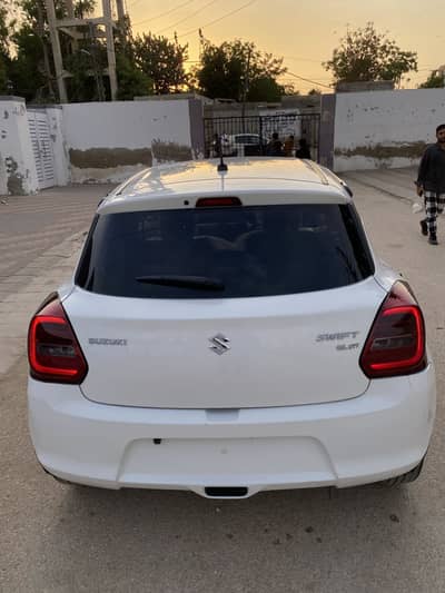 Suzuki swift 2022 Gl cvt