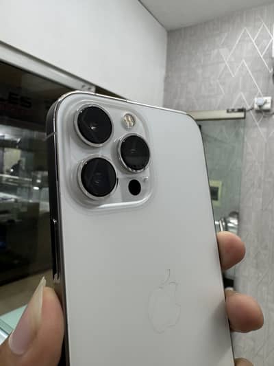 iphone 13PM (256) GB