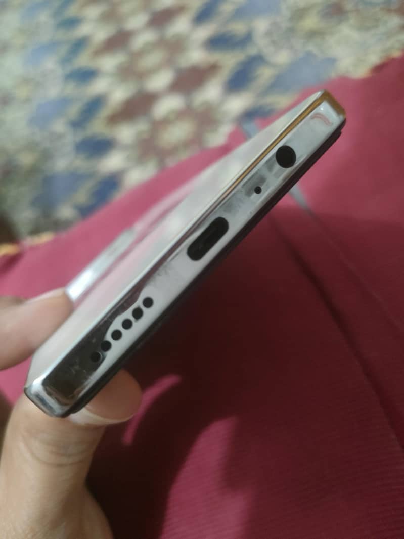 Tecno Camon 30 4