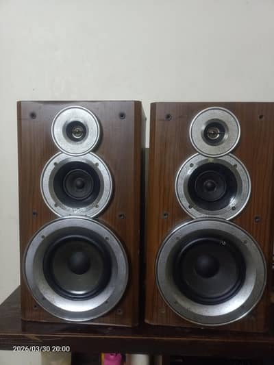 speaker available for sale