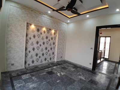 Ideal Prime Location 3 Marla House has landed on market in Jubilee Town, Jubilee Town