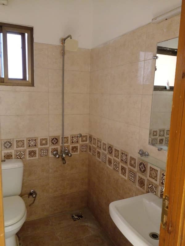 2 Bedroom Flat E-11/2 6