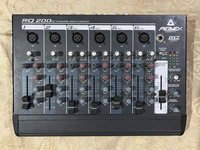 peavey RQ 200 for sale new condition lahore