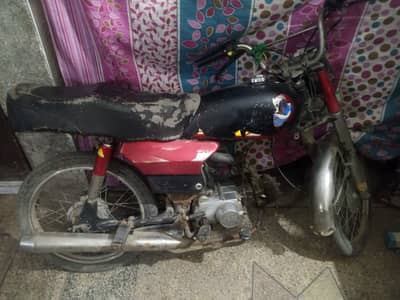 olny flie ha copy ni ha engine good  ha condition ap sama ha