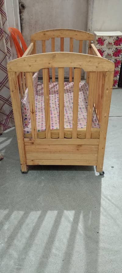 baby crib