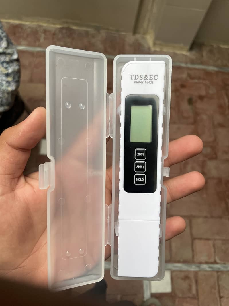 TDS meter 4