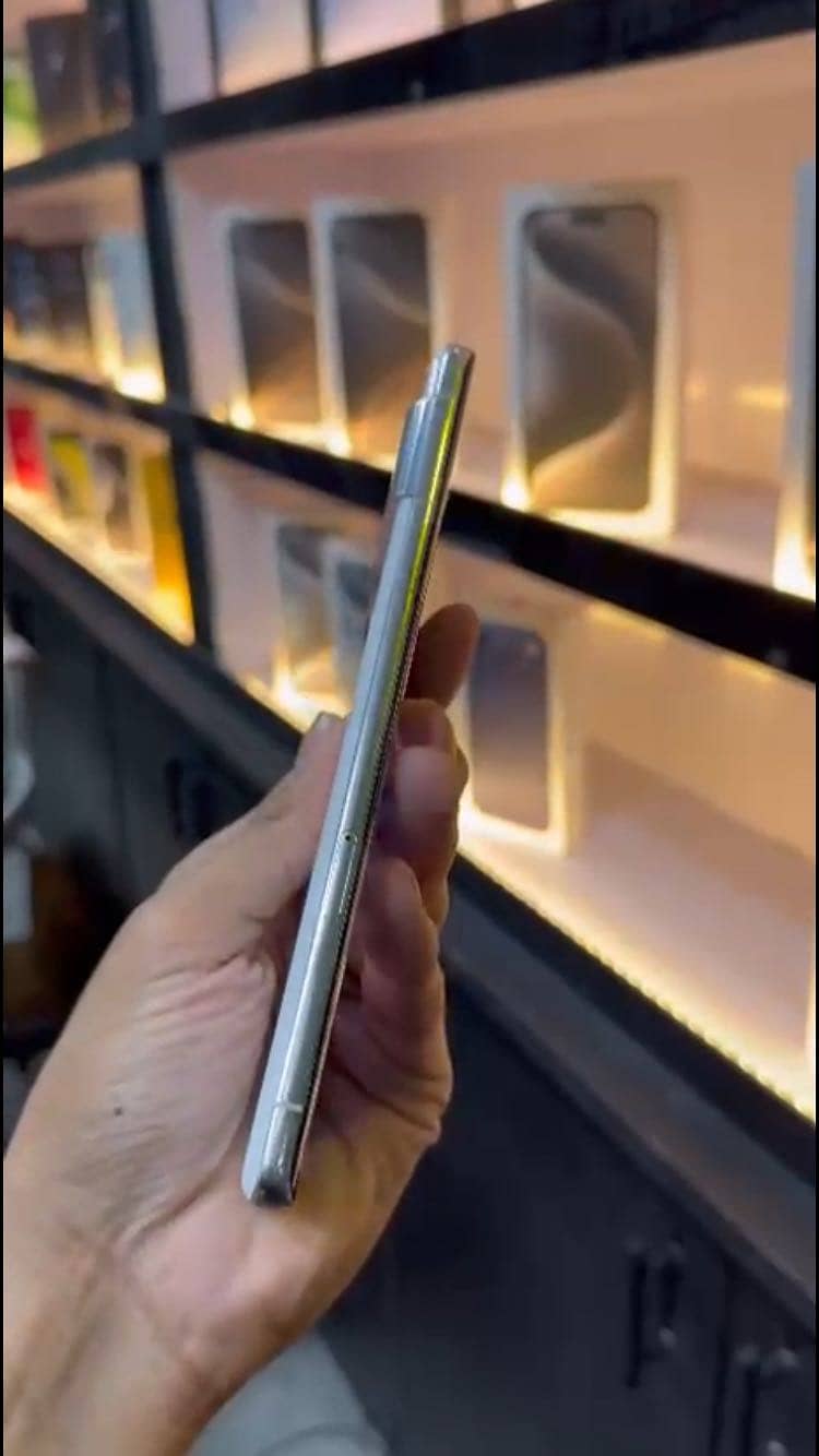 Google pixel 7 pro 2