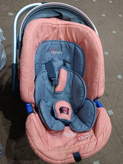 Baby Cot (Tinnies) as new