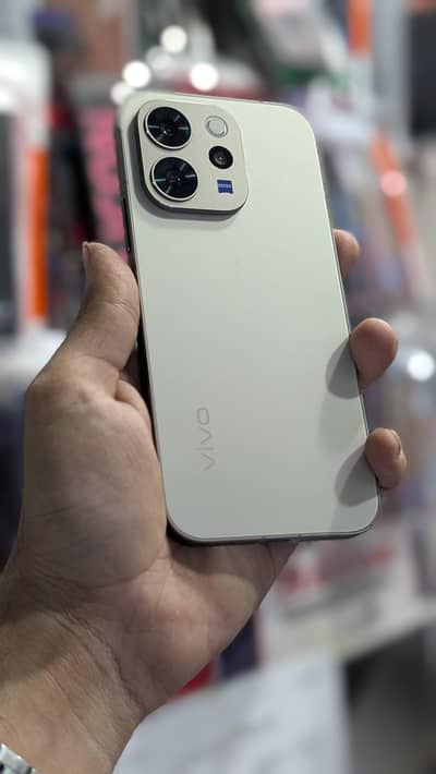 vivo v70 5G just box open 3 days use