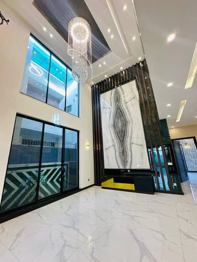 1 Kanal Beautiful House For Sale