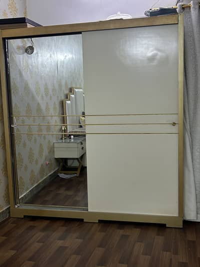Luxury White Sliding Door Wardrobe - Modern Design