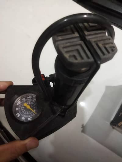 Air pump/Tyre inflator for Car/Bike/Bicycle
