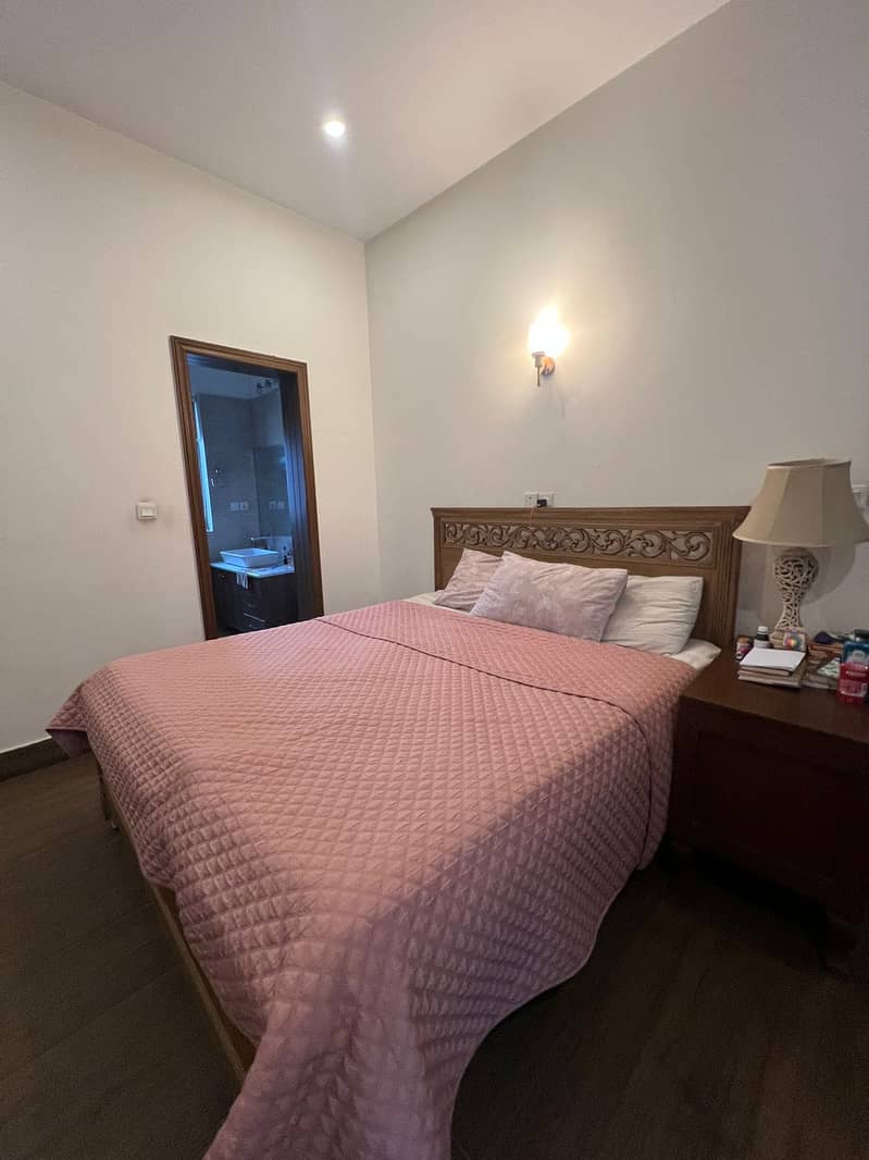 Solid Wood design bed without side tables 1