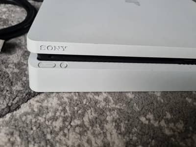 Sony PS4 slim 1tb for sale