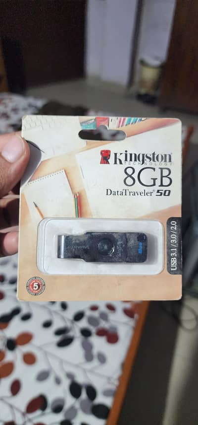 kingston usb 8gb (brand new sealed)