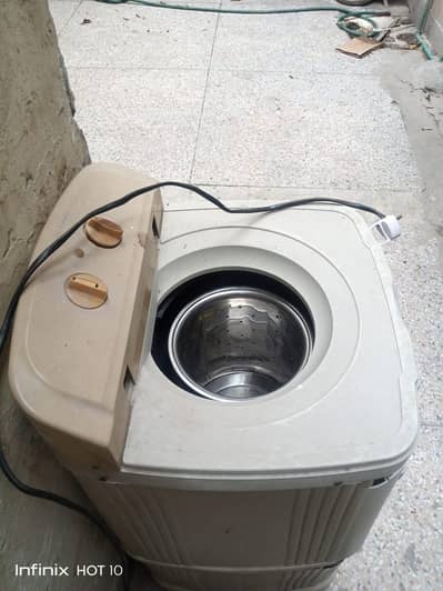 WORKING SPINNER FOR SALE