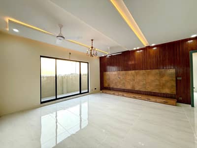 Luxurious spacious designer House, Brand New 1 Kanal Beautiful 4 Big Master Bedroom UPPER PORTION FOR RENT, in Soan Garden Ideal Location This House ( 4 Bedroom & 5 Washroom)