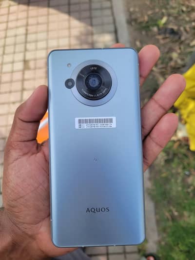 Sharp Aquos r7 5G 12/256 PTA