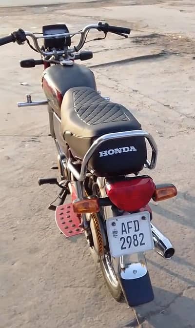 Honda 70cc Motorcycle