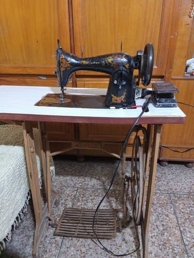 sewing machine with proper table set