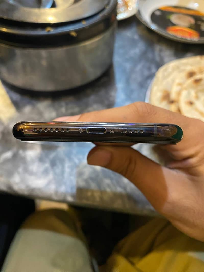 Iphone 11 Pro Max 4