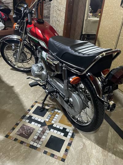 Self start 125 like brand new