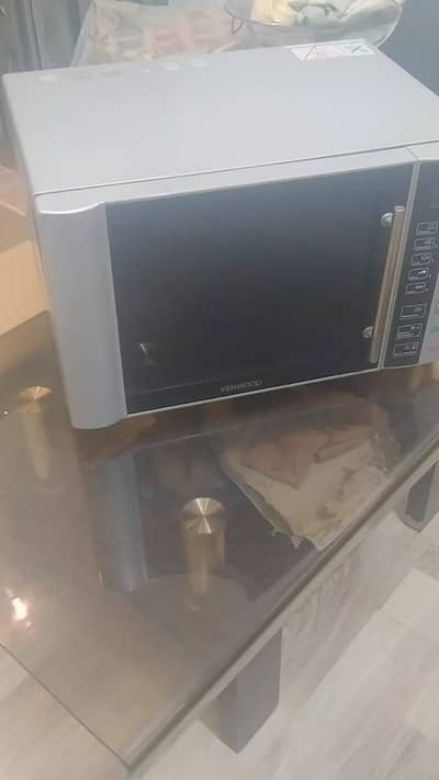 Microwave Kenwood good condition