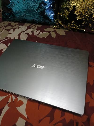 ACER SWIFT CORE I5 8TH GENERATION 10/10 Condition