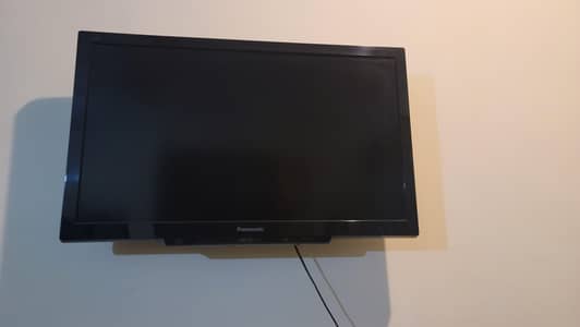 LCD TV