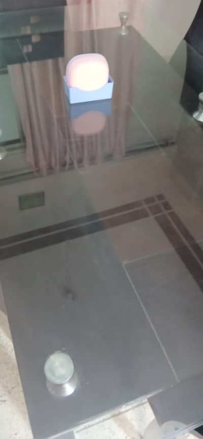 full size dinning table  with 6 chairs