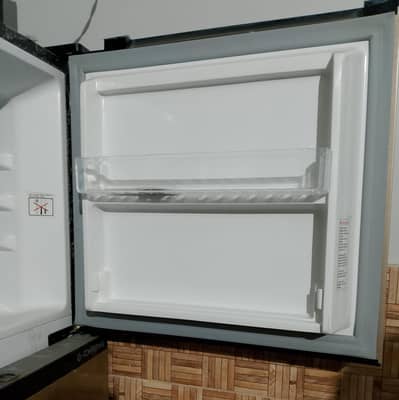 DAWLANCE REFRIGERATOR