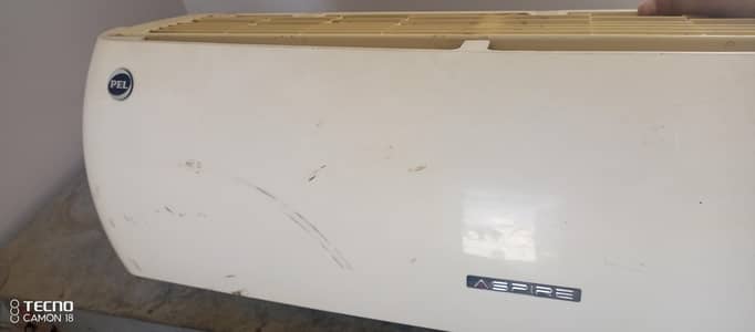 Salam 1 ton split for sale ( pel)