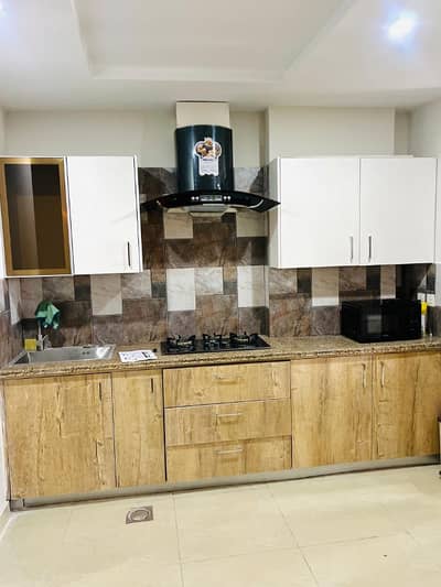 INVESTER RATE STUDIO APARTMENT AVAILAVLE FOR SALE IN GULBERG HEIGHT GULBERG GREEN ISLAMABAD