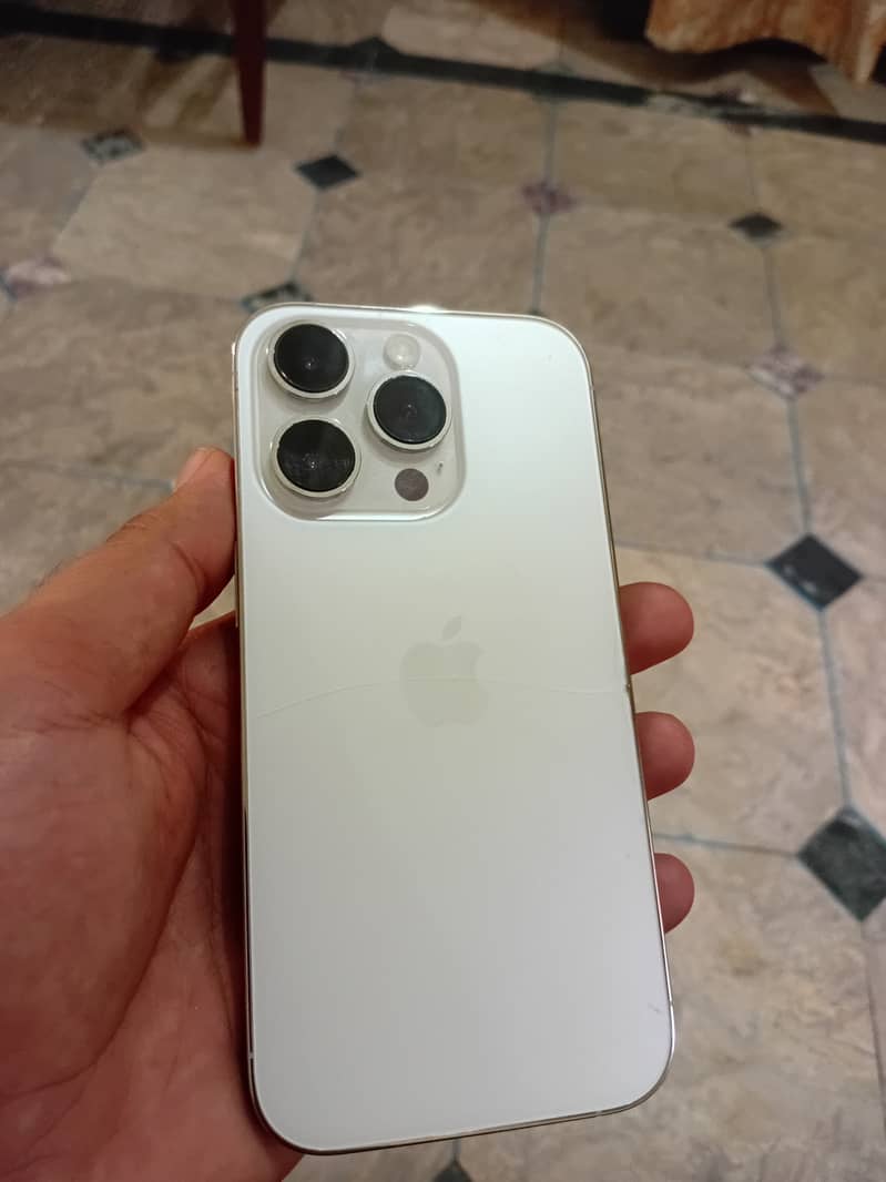 iPhone 14pro 2