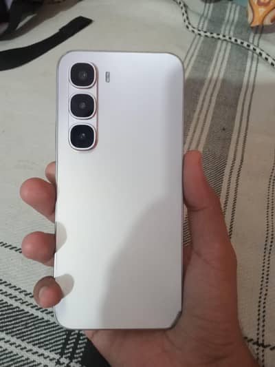 Infinix Hot 60 Pro