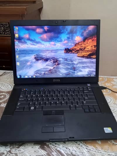 Dell leptop 2 gb