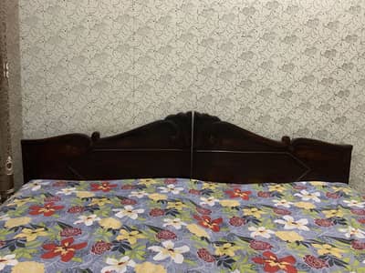 Original woodedn Bed,almari and 5 seater sofa
