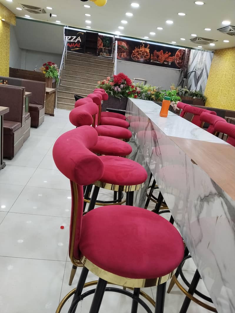 proper restaurant setting 2