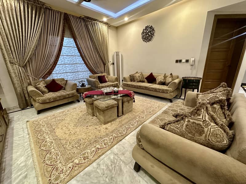 Sofa Set 0
