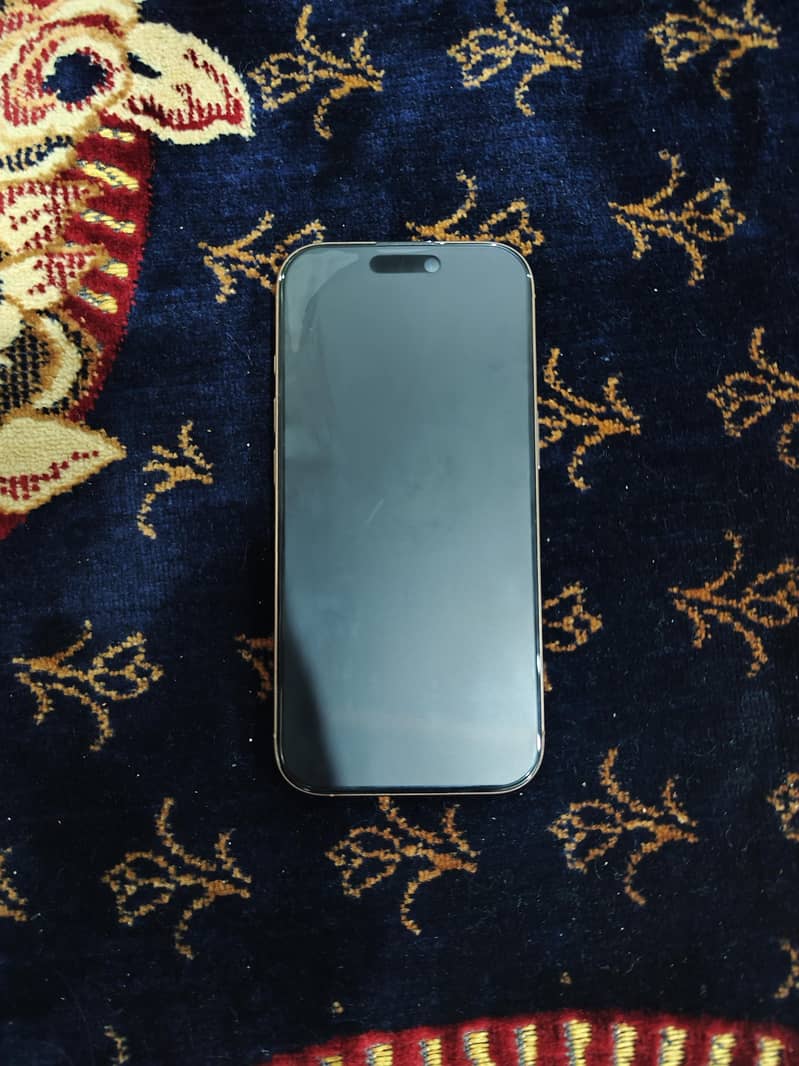 iPhone 16 pro Sim working 0