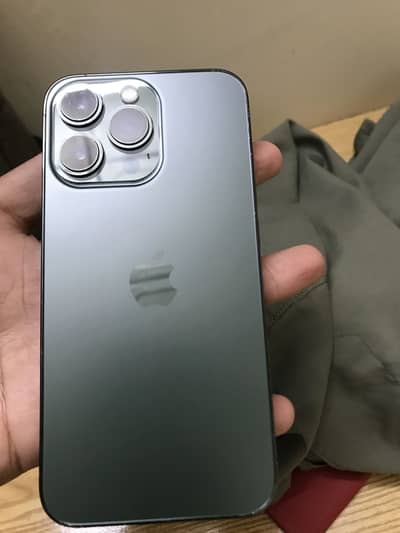 Iphone 13 pro  10by10 good condition