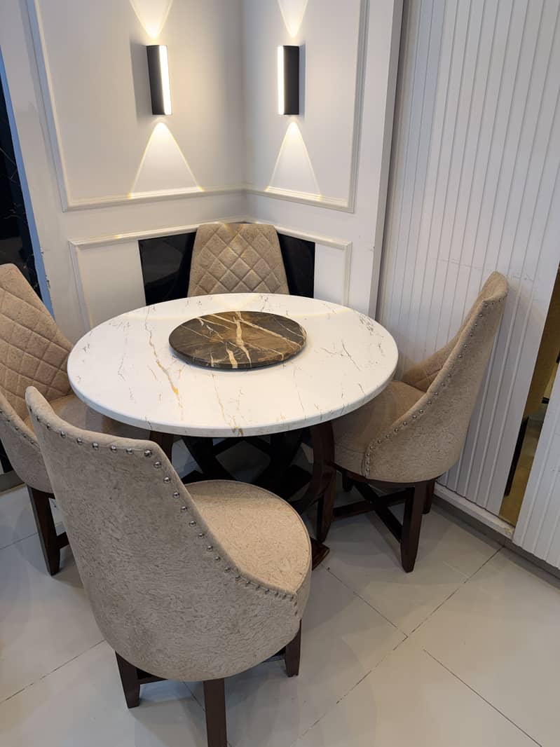 Dining Table 4 seater 0