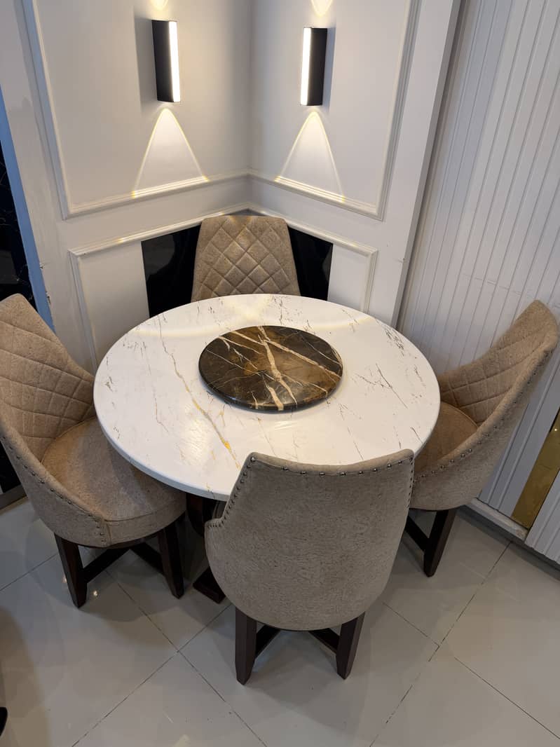 Dining Table 4 seater 4