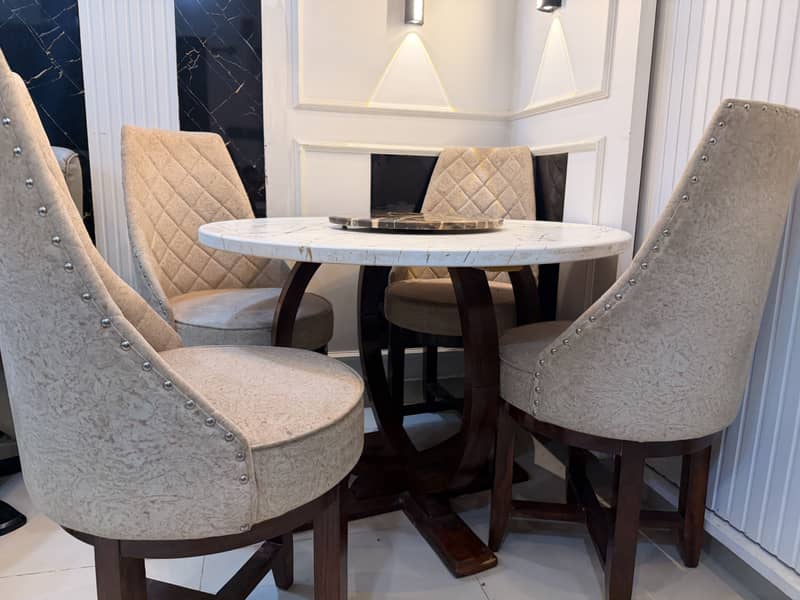 Dining Table 4 seater 6