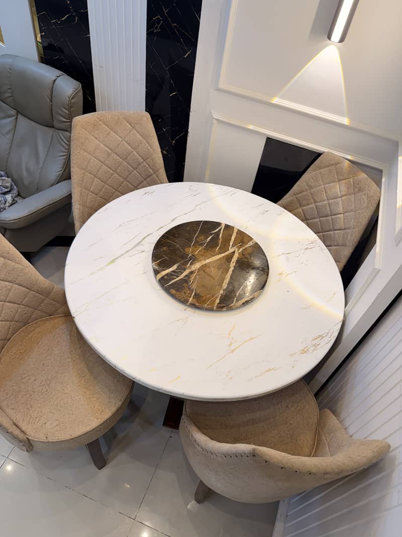 Dining Table 4 seater 8