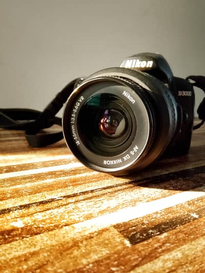 Nikkon D3000 Camera | For urgent sale