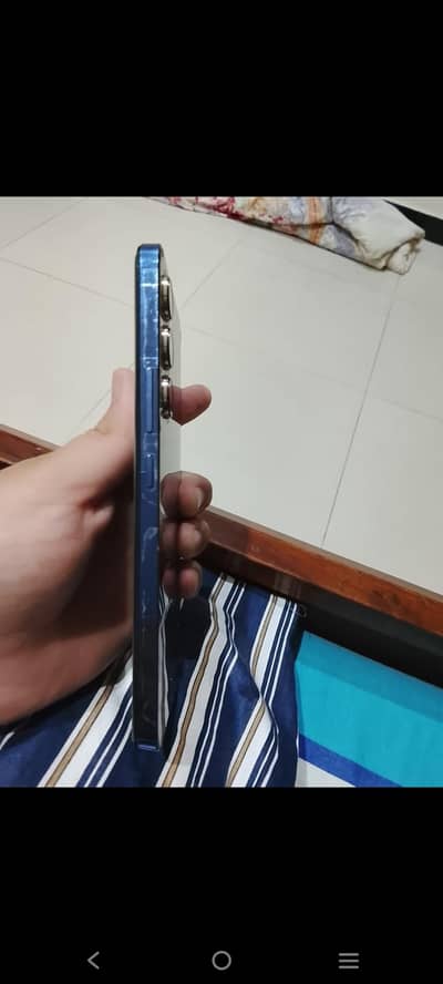 vivo y100
