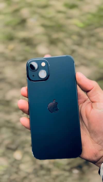 Iphone 13 NON PTA Battery health:-89%  128GB